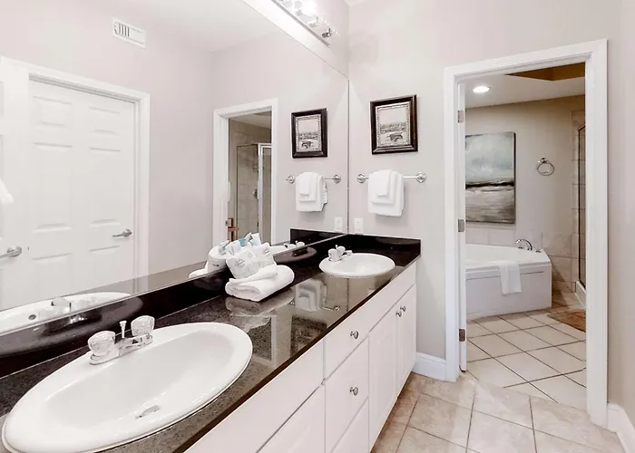 Holiday home Lovely Gulf-front With Pool Sauna Washer Dryer & Ac