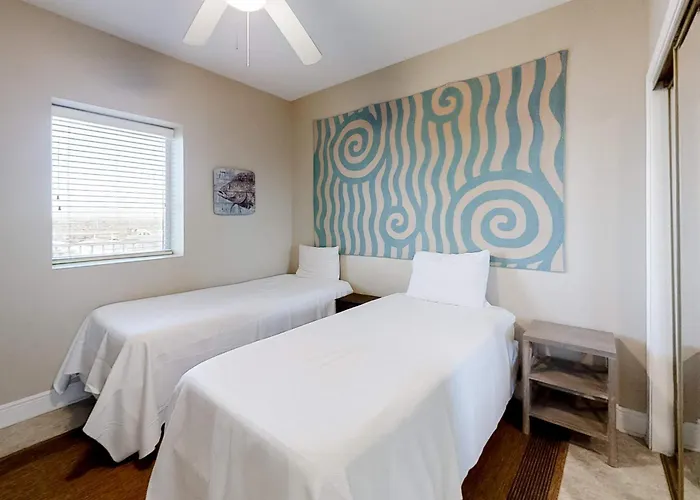 Lovely Gulf-front With Pool Sauna Washer Dryer & Ac Holiday home *