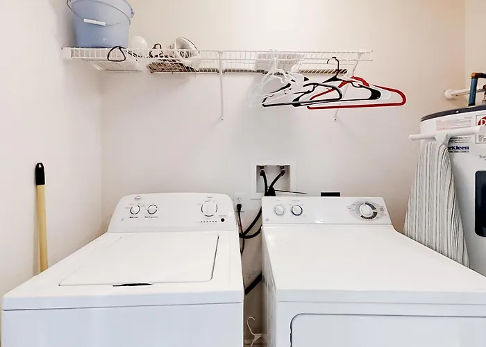 Holiday home Lovely Gulf-front With Pool Sauna Washer Dryer & Ac